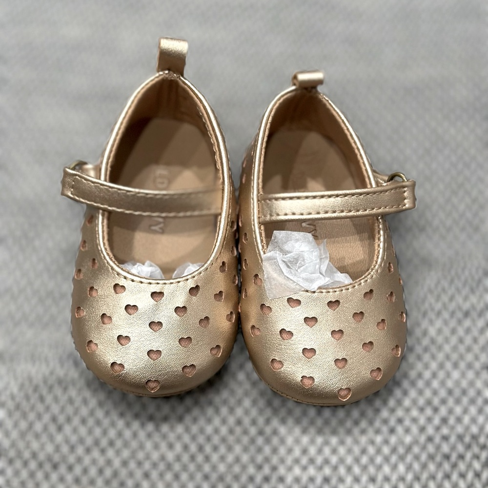 Old Navy Ballet Flat shoe for Baby